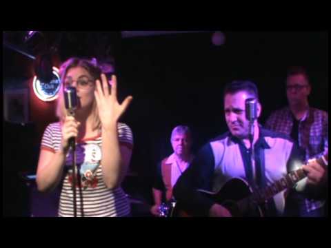 good golly live in komlamour