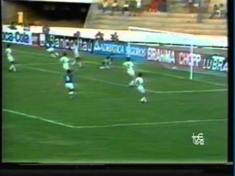 1989 (July 8) Argentina 1-Uruguay 0 (Copa America).mpg