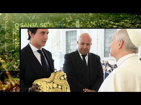 Vídeo Noticia: Torero Roca Rey entrega al Papa un capote con la imagen del Señor de los Milagros.