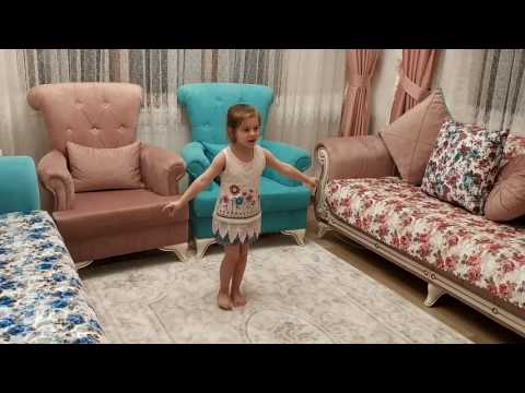 İkra erik dalı gevretir oynuyor