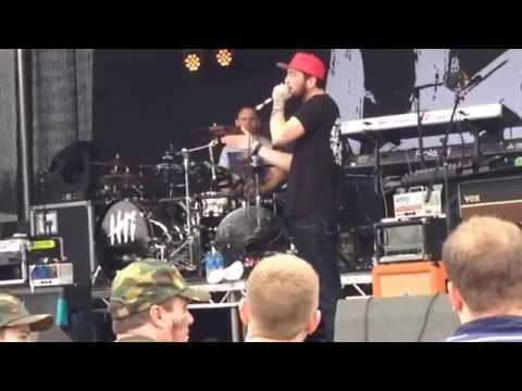 Ball-Zee Beat box with Mike Heaton. Embrace at Knebworth