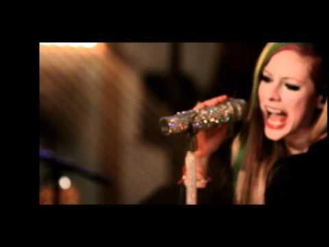 Videoclip de Push (Acoustic Version) — Avril Lavigne