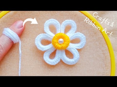 It's so Beautiful 💖🌟 Superb Woolen Flower Making Trick with Finger -  DIY Amazing Woolen Flowers