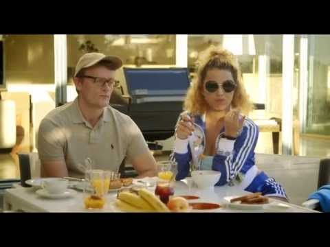 Klovn Forever – Casper, Frank og Cille spiser morgenmad