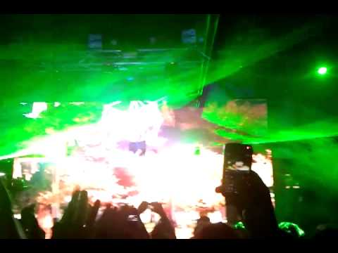 Greyhound Swedish house Mafia -  ( Alesso remix ) @ Mtv Bloc Party