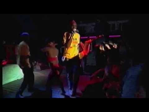 The 2 Live Crew - We want some pussy (live)