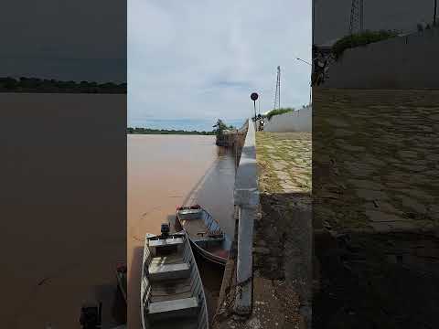 Orla do rio São francisco na cidade de São Francisco-mg
