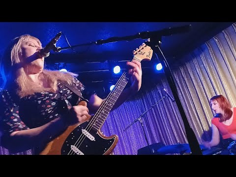 DEAP VALLY - GONNA MAKE MY OWN MONEY