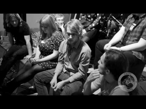 Hlavou Dolů - Happy Sessions - ze zákulisí // HLAVOU DOLŮ