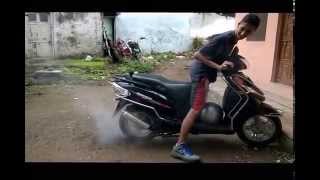 preview picture of video 'Burnout on TVS Wego'