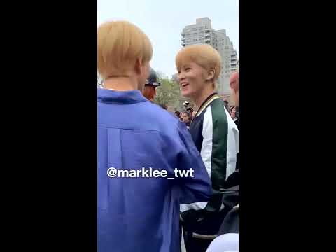 190420 Mark joining a random play dance in NYC