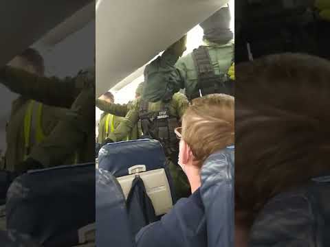 wyrzucenie z samolotu za brak maseczki mimo okazania zwolnienia lekarskiego 2