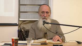 האם יתכן שאלהים איננו שלם? – הרב אורי שרקי