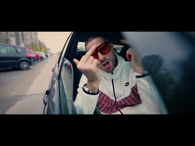Video zu 'Violet' ansehen Video zu 'Violet' ansehen