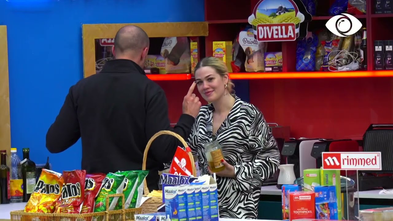 Je nervoze që jam afër teje?/ Ngacmimet Kristi-Kejsi