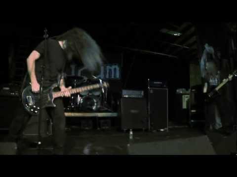 BRAINOIL - "DEATH OF THIS DRY SEASON & FEET CLING TO THE ROTTING SOIL"LIVE IN OAKLAND