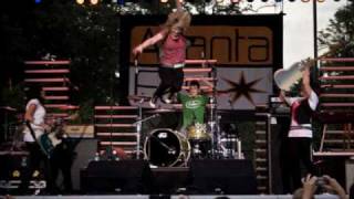 BarlowGirl slideshow to Million Voices &amp; lyrics