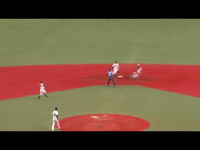 【4回表】緩い打球を好処理!! バファローズ・西野真弘 ベテランの技が光るランニングスロー!!  2023年6月8日 オリックス・バファローズ 対 読売ジャイアンツ