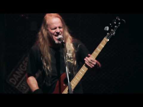 ATTOMICA - Feeling Bad (Live) - Official Music Video