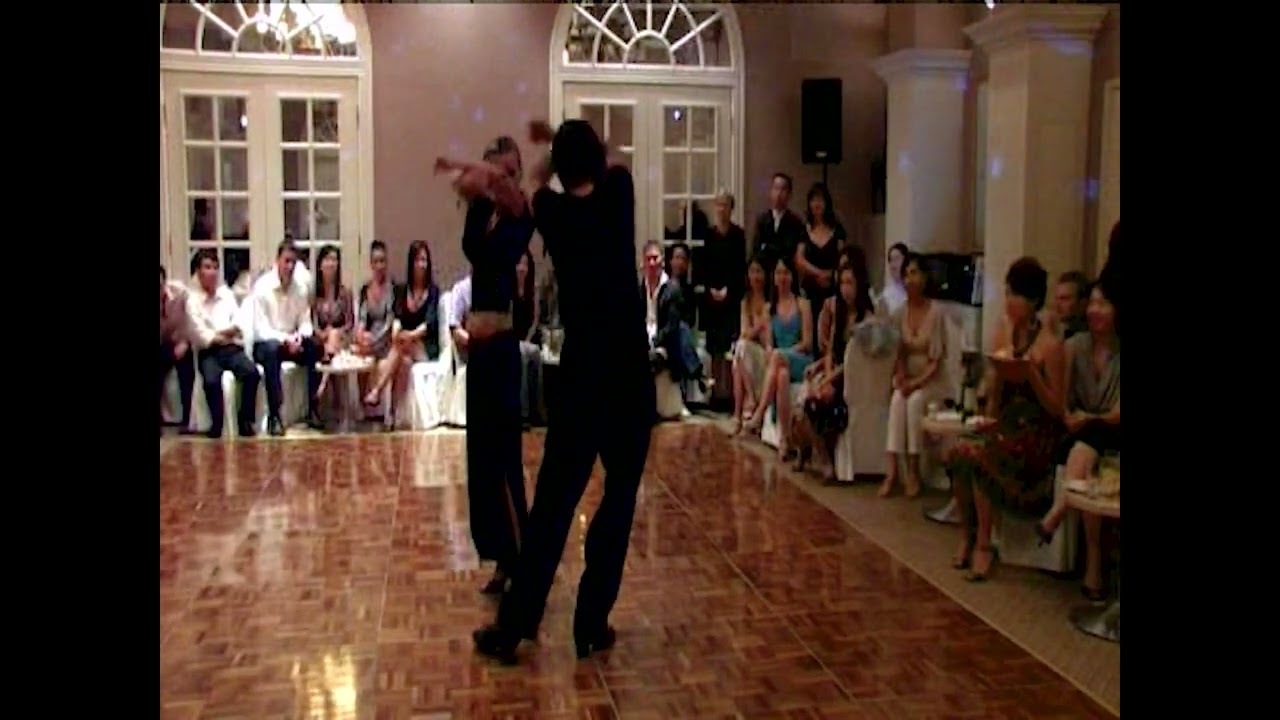 Roberto Herrera & Silvana Capra 4/4 - Chacarera Del Rancho (Chacarera) - 2008 Hong Kong