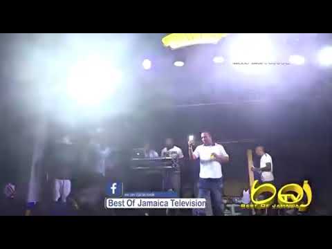 Davancce @ LITTLE OCHIE SEAFOOD FESTIVAL Tb 2O19 performed his hit single Chop E line outstanding 🔥