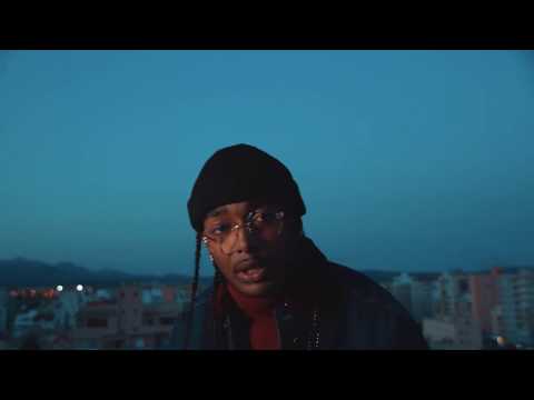 S. Cruz - Walking In The City