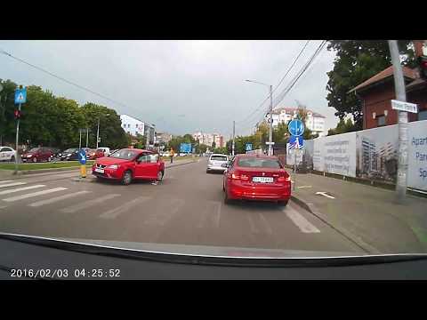 Accident Craiova la semafoare Viitorul