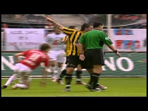 FC Utrecht - Vitesse  (2004 - 2005)