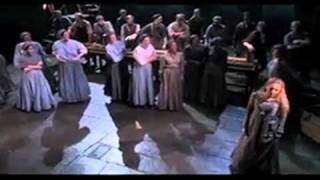 Les Misérables&#39; Betsy Morgan (Fantine)