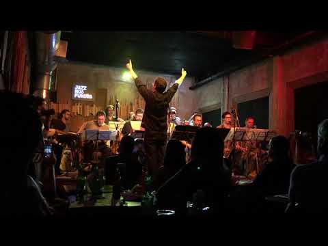 Negative Space (Rafael Piccolotto de Lima) - Rafael Piccolotto e a Orquestra Urbana