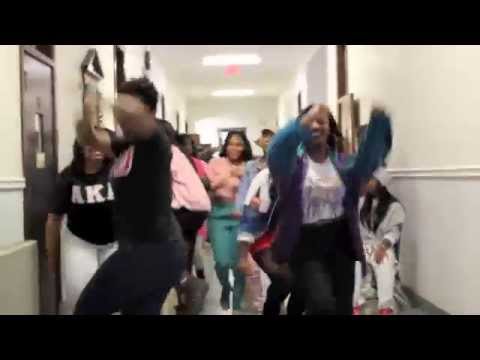 Doin da butt with College Daze