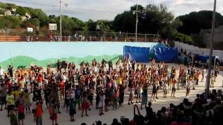 Applejack ,The Triangles ..dance  a s'escola