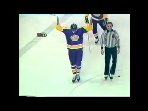Kings - Blackhawks rough stuff 2/12/81