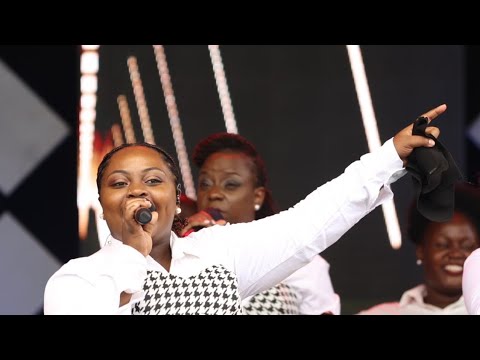 Powerful Praise and worship by Min. Comfort