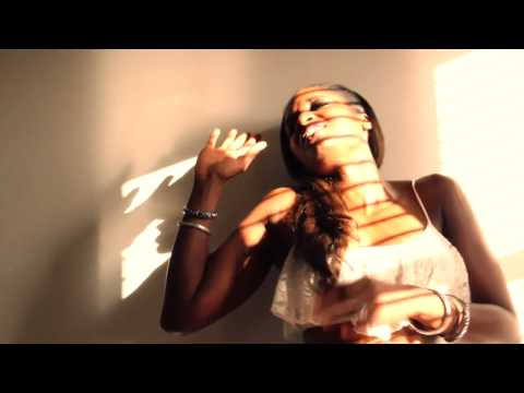 Claudia The Diva Edwards -Make You Mine on #scruffytv