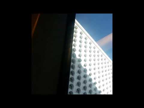 04. Seng° - licir° (ft. evryn)