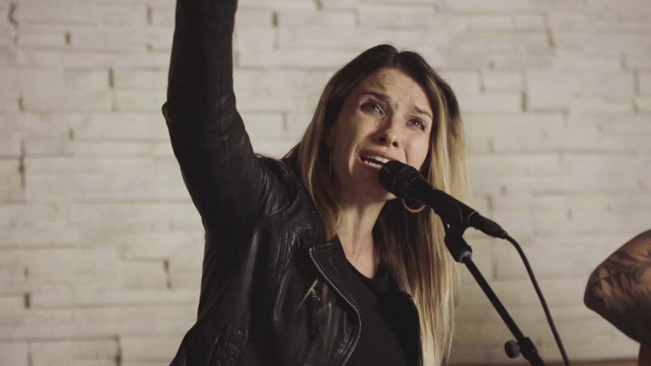 Rebecca St. James - Battle Is the Lord's (feat. Brandon Lake) [Acoustic]