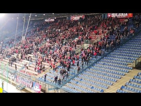 Kibice na meczu Wisła Kraków - Puszcza Niepołomice. 1/16 Pucharu Polski | 19.10.2022