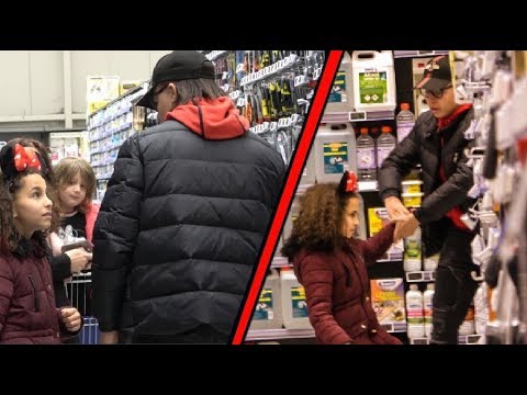 I KIDNAPPED A LITTLE GIRL IN FRONT OF STRANGERS (Social Experiment)