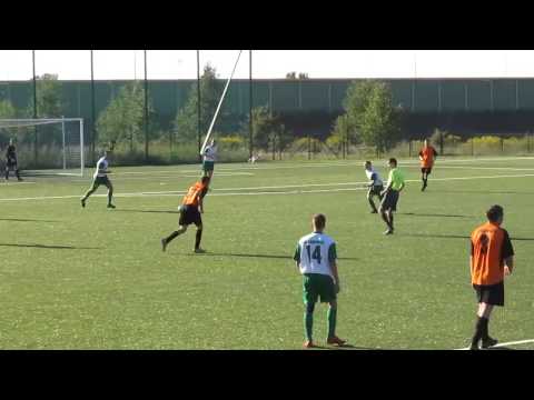 Dąb Dębieńsko Czerwionka Leszczyny   LKS Baranowice 19 08 2012 Fragment meczu cz1