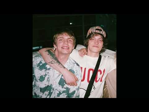 VisaGangBeatz, MAYOT, OG Buda - MIU MIU (GAY REMIX)