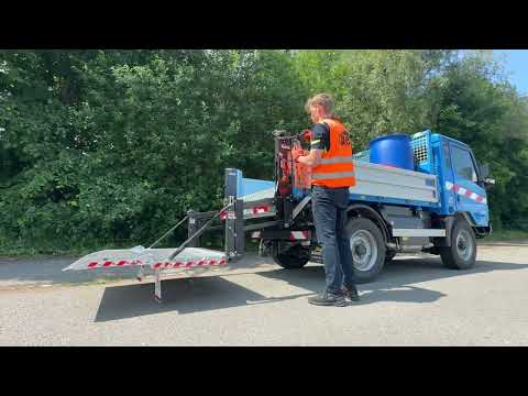 Bonetti 4x4 s hydraulickou plošinou Dhollandia