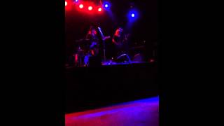 Louise Burns - Heaven - Live