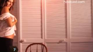 How to Perform a Striptease