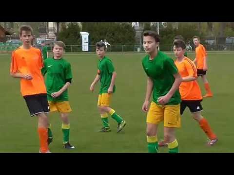 UKS IWICZNA 2002- LKS PERŁA ZŁOTOKŁOS 2002 I połowa meczu