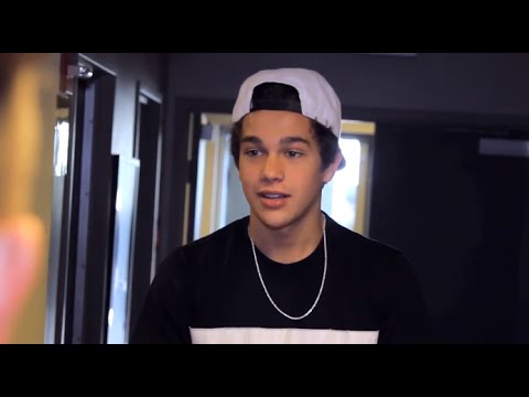 #AustinMahoneTour Mockumentary w/ The Vamps, Fifth Harmony & Shawn Mendes