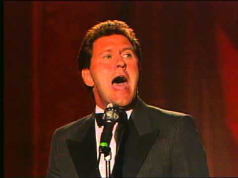 Tommy Körberg delivers