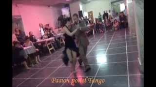 CRISTINA SOSA y DANIEL NACUCCHIO bailando el tango FARABUTE en FLOREAL MILONGA