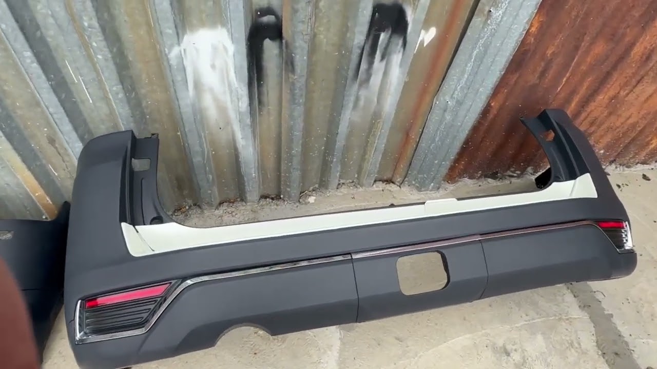 Toyota Land Cruiser 300 2021- рр. Комплект обвісів WALD (для Prestige) Video 1