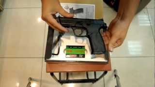 KWC KM-48 HN (Smith&Wesson M&P-40) - відео 1